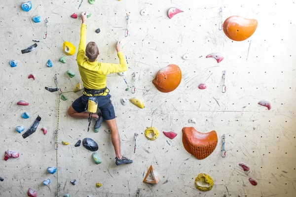 Young Climber Climbing Indoor Wall Sport Concept — Stock Photo, Image