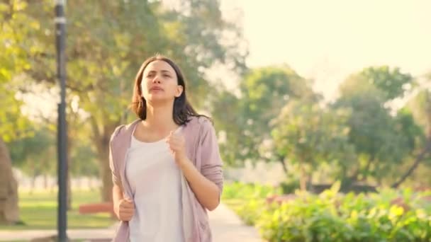 Indian Woman Tired Running Park Morning Time — Wideo stockowe