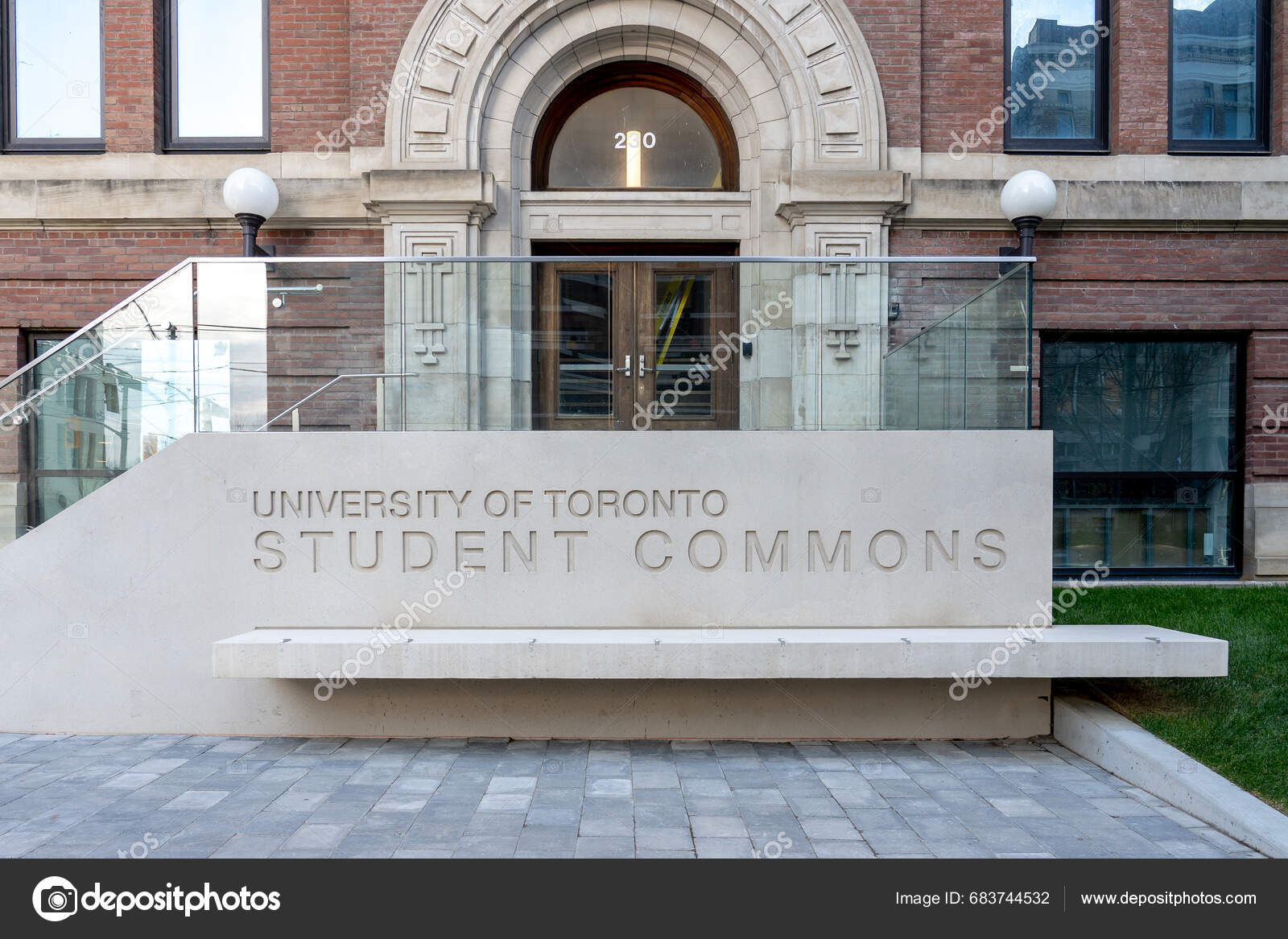 Toronto canada november 2020 entrance university toronto student