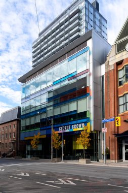 Toronto, Kanada - 9 Kasım 2020: George Brown Üniversitesi St. James Kampüsü, Toronto, Konukseverlik ve Mutfak Sanatları Merkezi. George Brown uygulamalı sanat ve teknoloji devlet üniversitesidir..  