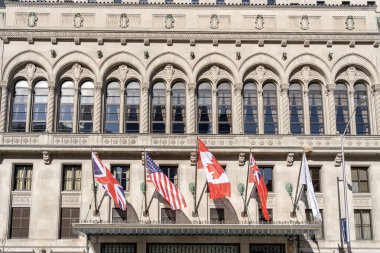 Toronto, Kanada - 28 Ekim 2020: Toronto Royal York Otel Binası. Royal York Hotel, Toronto şehir merkezinde 11 Haziran 1929 'da resmen açılan tarihi bir lüks oteldir..
