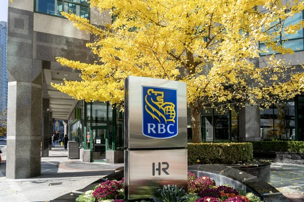 Toronto Canadá Outubro 2020 Sinal Rbc Visto Fora Prédio Escritórios — Fotografia de Stock