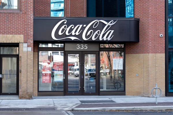 Toronto Kanada Listopada 2020 Napis Coca Cola Widnieje Budynku Centrali — Zdjęcie stockowe