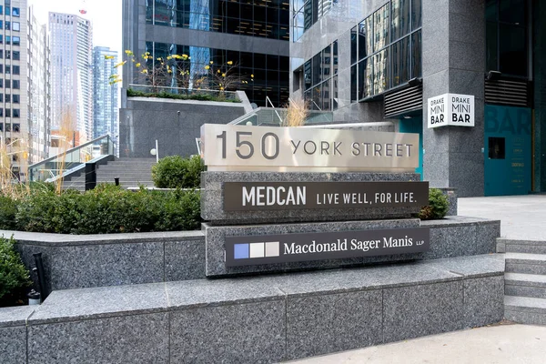 Toronto Kanada November 2020 Skylt Med Adresser Till 150 York — Stockfoto