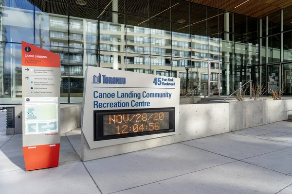Toronto Canada November 2020 Canoe Landing Community Recreation Centre Het — Stockfoto