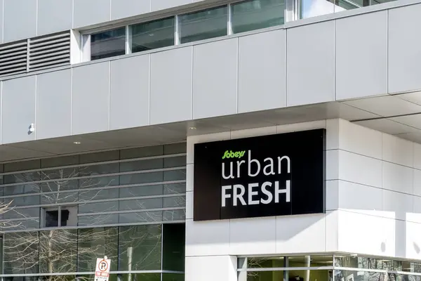 Toronto Kanada Listopada 2020 Znak Sobeys Urban Fresh Budynku Centrum — Zdjęcie stockowe