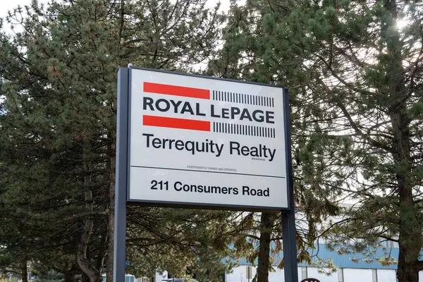 Toronto Ontario Kanada Oktober 2020 Royal Lepage Terrequity Realty Tecken — Stockfoto