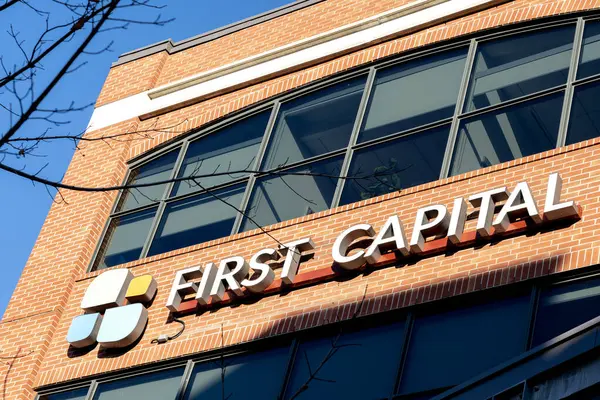 Toronto Canada October 2021 First Capital Reit Sign Office Building — Stock Photo, Image