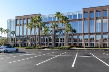 Orlando, Florida, USA- 8 Şubat 2020: Orlando, Florida, ABD 'deki General Dynamics Mission Systems ofis girişi. General Dynamics Corporation (GD) bir Amerikan havacılık ve savunma şirketidir.. 