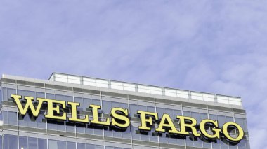 Atlanta, Georgia, ABD - 16 Ocak 2020: Wells Fargo ofis binası Atlanta, Georgia, ABD. Wells Fargo & Company, Amerikalı çok uluslu bir finans şirketidir..  