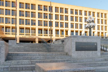 Washington, DC., ABD - 12 Ocak 2020: Birleşik Devletler Çalışma Bakanlığı (DOL) Washington, DC 'de imza ve bina. 
