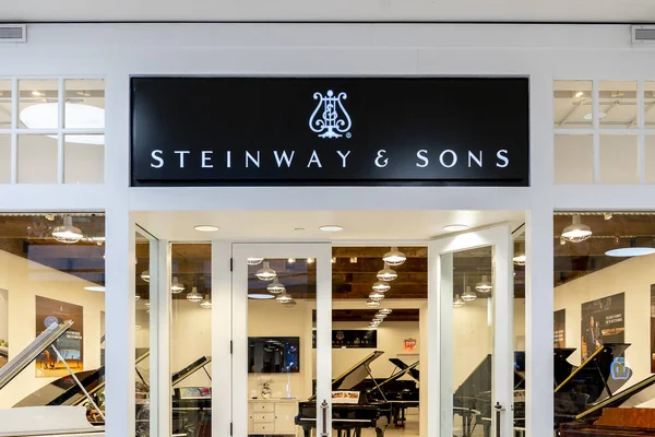 米国フロリダ州オーランド 2020年1月14日 スタインウェイ サンズは 米国フロリダ州オーランドの店舗の外にサインします スタインウェイ サンズは スタインウェイとしても知られ アメリカのピアノ会社です — ストック写真