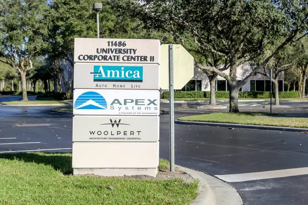 Orlando Florida Usa Februari 2020 Katalogskylt Med Företagsnamn Amica Apex — Stockfoto