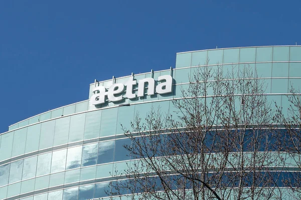 美国佐治亚州亚特兰大 2020年1月16日 美国佐治亚州亚特兰大办公大楼的Aetna标志 Aetna Inc 是一家美国管理的医疗保健公司 销售医疗保险 — 图库照片
