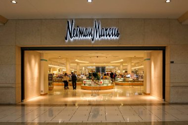 Tampa, Florida, ABD - 23 Şubat 2020: Tampa, Florida, ABD 'de bir Neiman Marcus mağazası. Neiman Marcus Group, Inc., bir Amerikan lüks mağaza zinciri..