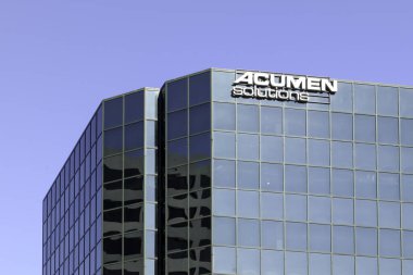 Tysons Corner, Virginia, ABD - 1 Mart 2020 Tysons Corner, Virginia 'daki ofis binasında Canavarın İşareti.