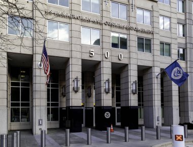 Washington D.C., ABD - 29 Şubat 2020: ABD Göçmenlik ve Gümrük Muhafaza Bürosu.