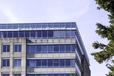 Tysons Corner, Virginia, ABD - 1 Mart 2020 Tysons Corner, Virginia, ABD 'deki Northwestern Mutual ofis binası.