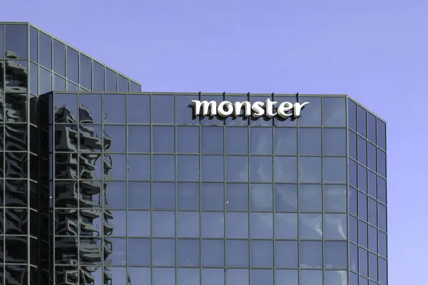Tysons Corner Virginia Usa March 2020 Sign Monster Office Building — Stock Photo, Image