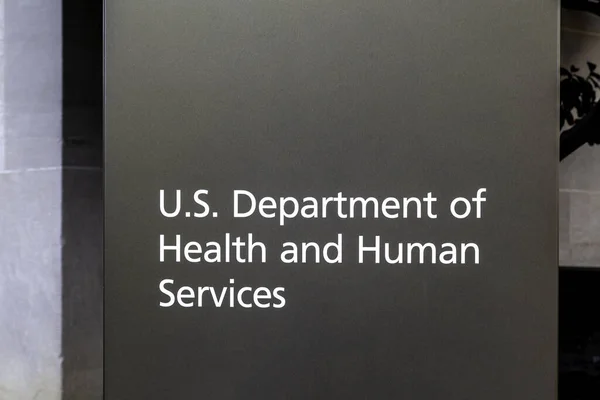 ワシントンD アメリカ 2020 ワシントンD アメリカ合衆国本社ビル外の米国保健福祉省のサイン — ストック写真