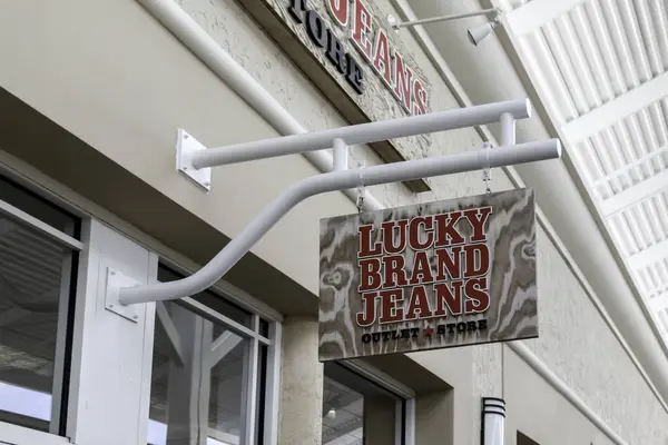 Orlando Florida Febrero 2020 Lucky Brand Store Sign Orlando Florida —  Fotos de Stock