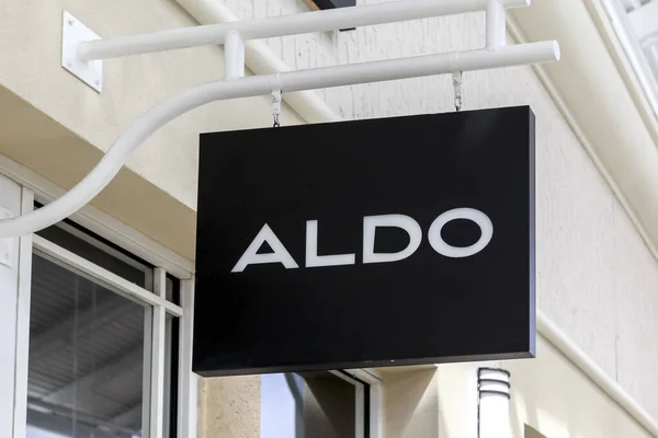 美国佛罗里达州奥兰多市 2020年2月24日 美国佛罗里达州奥兰多市的一家商店外悬挂阿尔多牌 阿尔多集团 Aldo Group 是一家加拿大零售商 拥有全球鞋店连锁店 — 图库照片