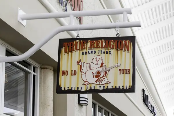 Orlando Florida Usa February 2020 True Religion Brand Jeans Hanging — Stock Photo, Image