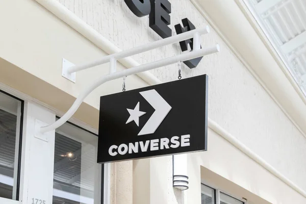 Orlando Florida Usa Února 2020 Converse Store Hanging Sign Orlando — Stock fotografie