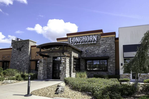 Orlando Sua Februarie 2022 Aproape Semnul Restaurantului Longhorn Stevensuse Clădire — Fotografie, imagine de stoc