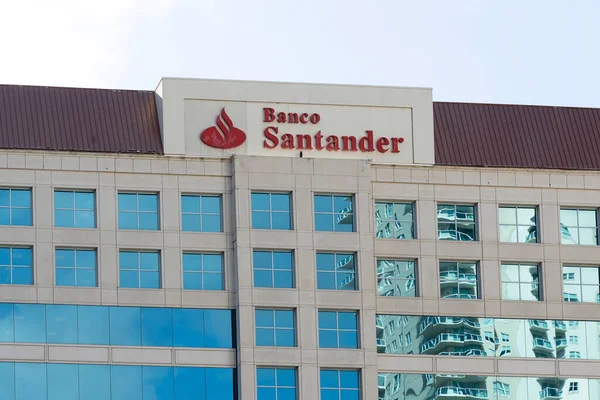 Miami États Unis Mai 2019 Signe Banco Santander Sur Bâtiment — Photo