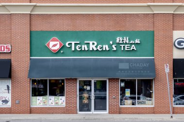 Richmond Hill, Ontario, Kanada - 14 Ekim 2019: Ontario, Kanada 'da bir Ten Ren' s Tea restoranı; Ten Ren 's Tea, çay ve ginseng ürünleri üzerine uzmanlaşmış Tayvan merkezli bir şirket..