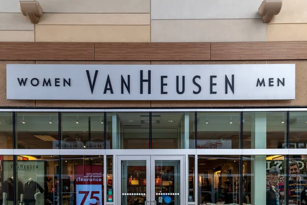 Van Heusen Store Seen Niagara Lake Canada September 2019 Van — Stock Photo, Image