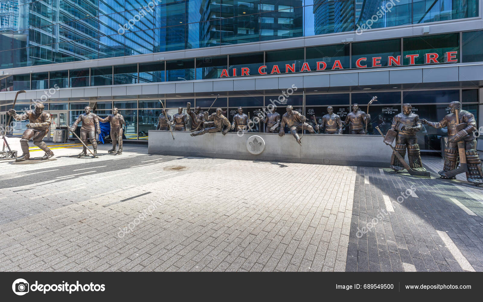 Toronto Canada July 2018 Statues Legends Row Scotiabank Arena Formerly Stock Editorial Photo