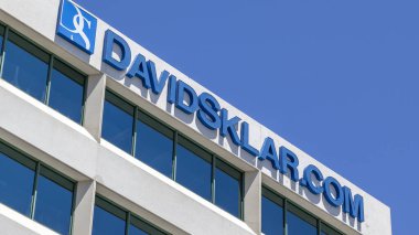 Toronto, Kanada - 11 Haziran 2018: DavidSklar.com imzası Toronto 'daki genel merkez binasında; David Sklar & Associates Inc. a Licensed Insolvency Trustees Servisi GTA Area.