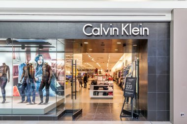 Toronto, Kanada - 27 Şubat 2018: Calvin Klein Toronto Fairview Alışveriş Merkezi, bir Amerikan moda evi. 
