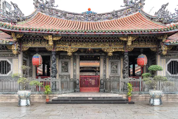 Taipei Taiwán Diciembre 2018 Entrada Principal Del Templo Mengjia Longshan — Foto de Stock