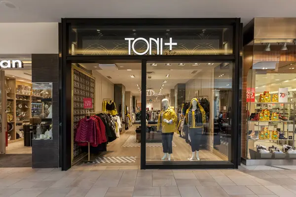 Toronto Canadá Fevereiro 2018 Toni Loja Bayview Village Shopping Centre — Fotografia de Stock