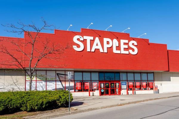 Richmond Hill Ontario Canada Oktober 2018 Staples Storefront Staples Inc — Stockfoto