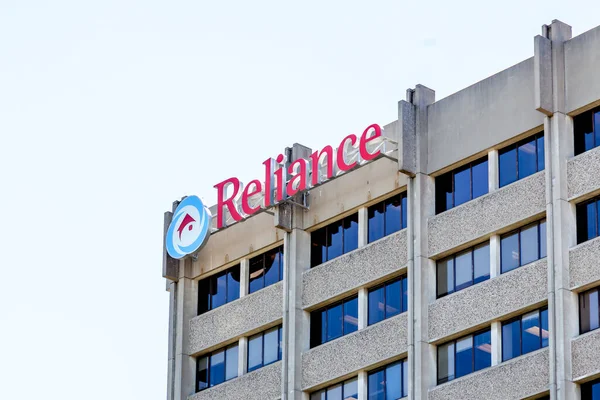 Toronto Canada June 2018 Sign Reliance Home Comfort Headquarters Building — Stock Photo, Image