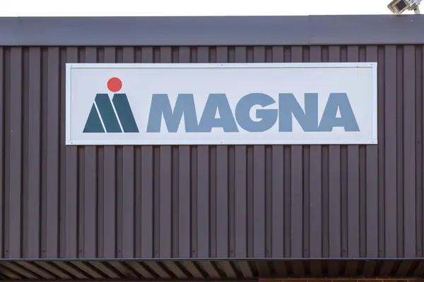 Richmond Hill Ontario Kanada Czerwca 2018 Podpis Magna International Inc — Zdjęcie stockowe