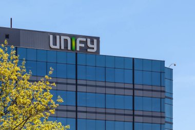 Markham, Ontario, Kanada - 21 Mayıs 2018: Markham, Ontario, Kanada 'daki ofis binasında Unify' nin imzası, merkezi Almanya 'da bulunan bir şirket, yazılım temelli birleşik iletişim sağlıyor 