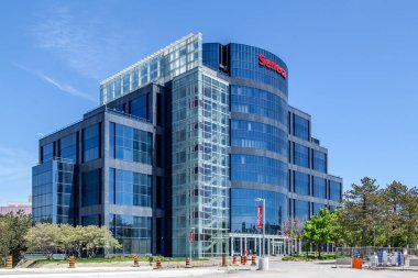 Markham, Ontario, Kanada - 21 Mayıs 2018: Seneca Koleji yeni Markham Kampüsü. Seneca Uygulamalı Sanatlar ve Teknoloji Koleji Toronto 'da bir devlet üniversitesidir.. 