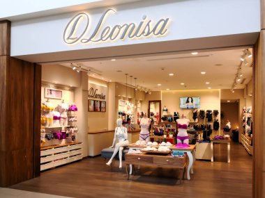 Leonisa alışveriş merkezindeki tabela