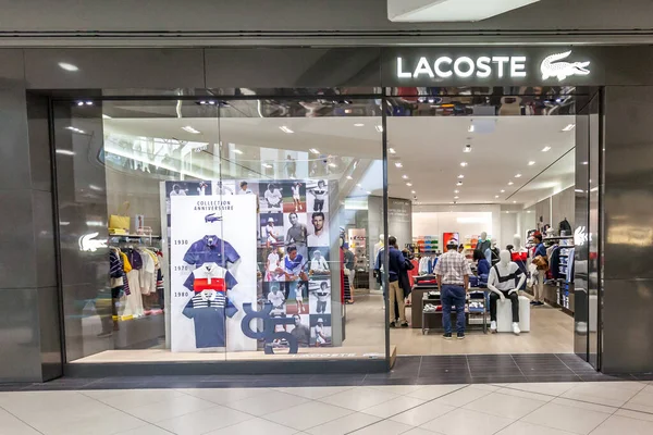 Toronto Canada May 2018 Lacoste Store Front Eaton Centre Shopping — Stock Photo, Image