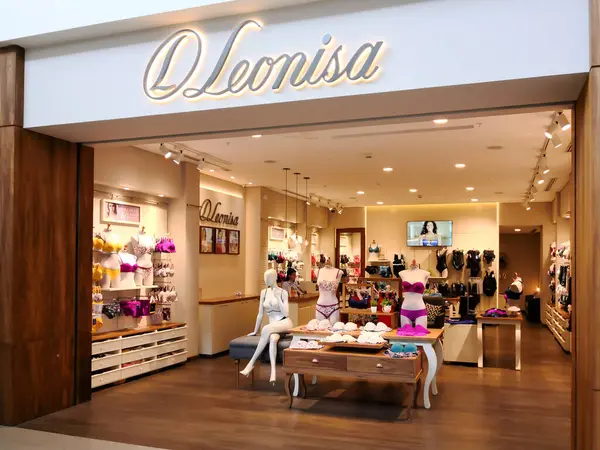 Leonisa alışveriş merkezindeki tabela