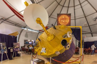 Turistik NASA Ames Keşif Merkezi bir bilim müzesidir.