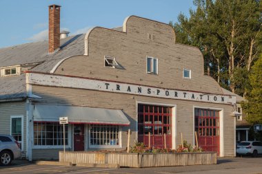 St. ANDREWS, NB, CANADA - AUGust 6, 2017: Kanada 'nın en büyük ulusal tarihi binalarından biri olan NB' deki St. Andrews (Deniz Kenarı) Miras Binası.