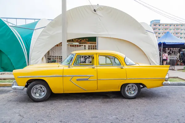 Varadero Cuba Rp20 2017 American Classic Car Drive Street Varadero — 图库照片