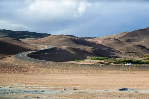 Estrada Forma Área Geotérmica Hverir Norte Islândia — Fotografia de Stock