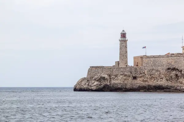 Havana Cuba Kwiecień 2017 Latarnia Morska Zamek Tres Reyes Del — Zdjęcie stockowe
